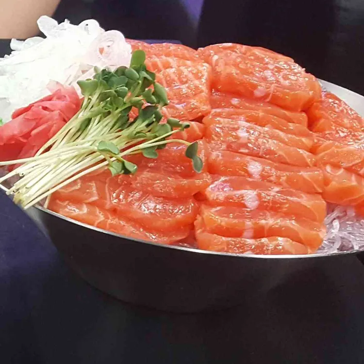 육회한연어 대표 사진