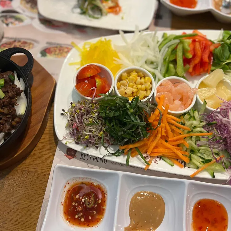 호아빈 대표 사진