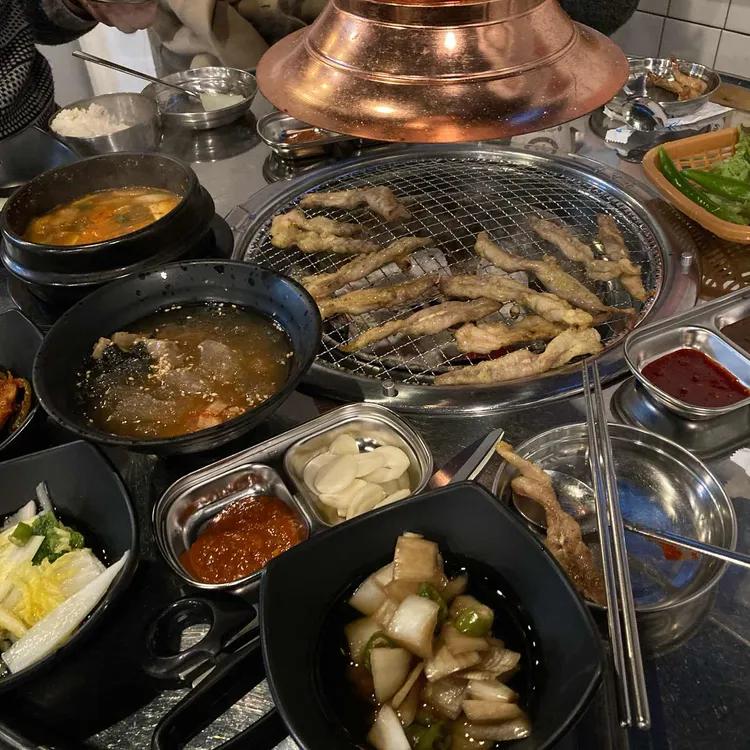 루미네숯불닭갈비 대표 사진