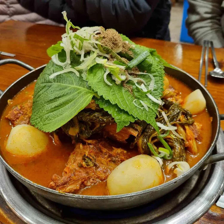명품 청기와감자탕 대표 사진