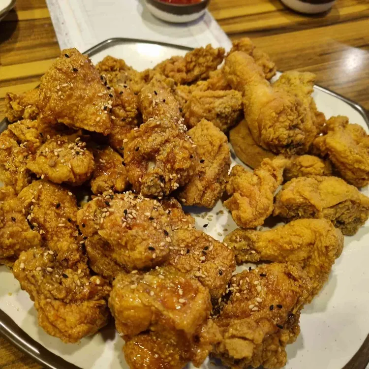 CMF치킨방어점 대표 사진
