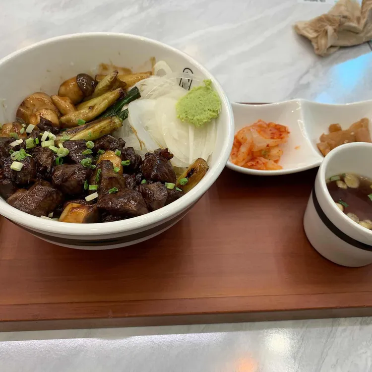 핵밥 대표 사진