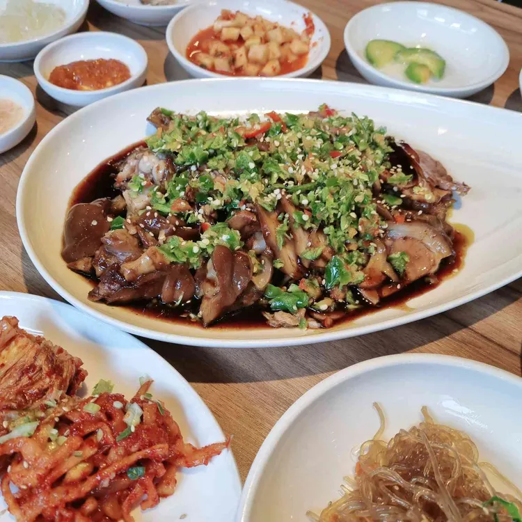 오서방별난족발 대표 사진