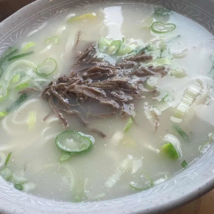 둥지칼국수 대표 사진