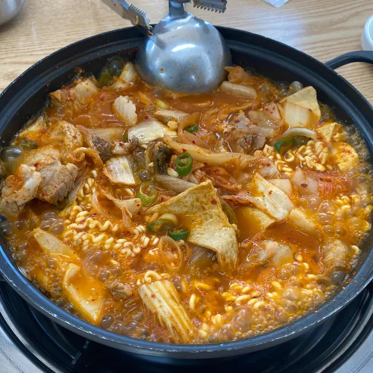 우람늘김치찌개 대표 사진