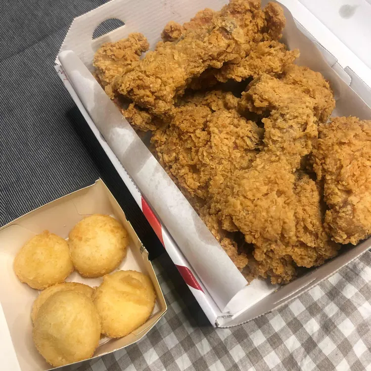 BBQ치킨 대표 사진