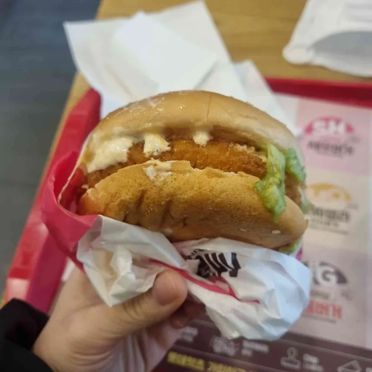 롯데리아 대표 사진