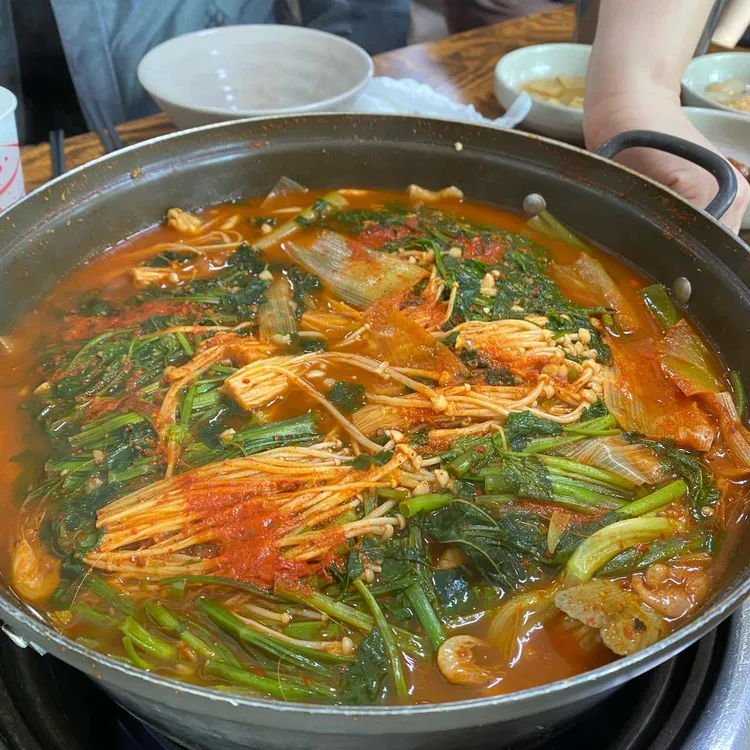 용이네민물매운탕 대표 사진