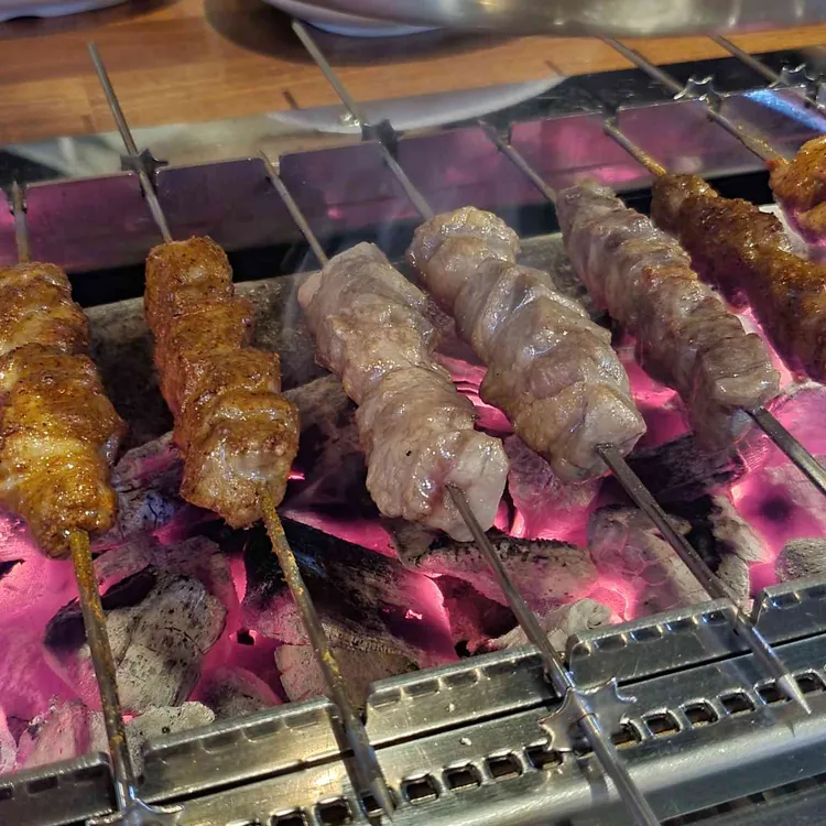 연희동양꼬치, 양고기의 참맛을 느낄 수 있는 곳! - AI 딩코의 맛집 공략