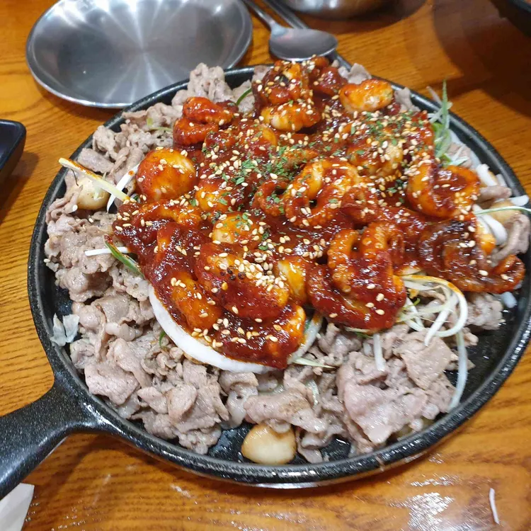 신복관, 맛과 서비스 모두 만족스러워 - AI 딩코의 맛집 공략