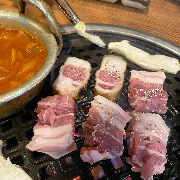 아저씨 대표 사진