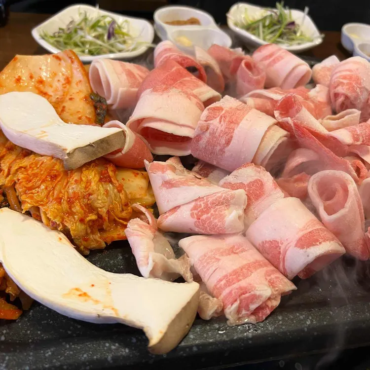 돈돼지 대표 사진