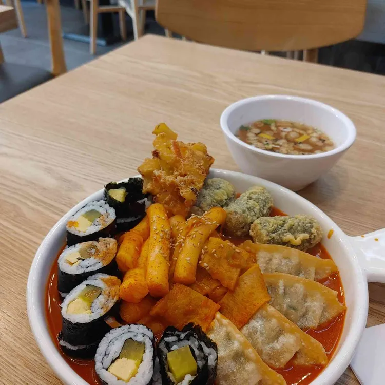 얌샘김밥 사진 1