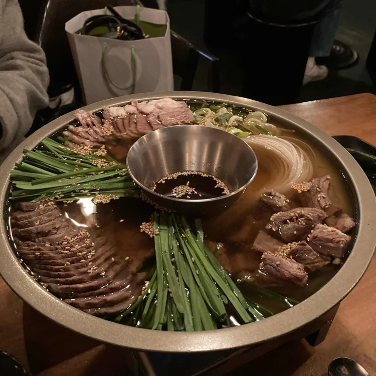 구석 대표 사진