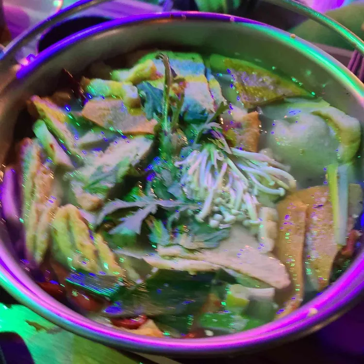 잔잔 대표 사진