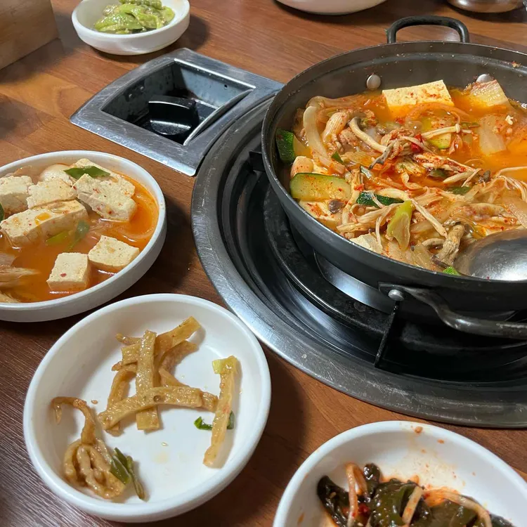 초자연식당 대표 사진