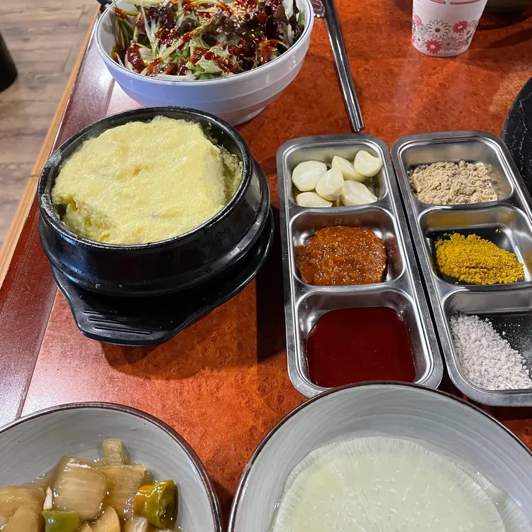 동네껍데기 대표 사진