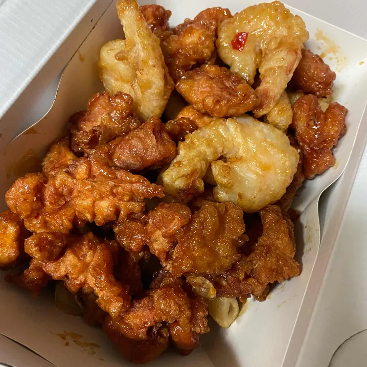 치킨매니아 대표 사진