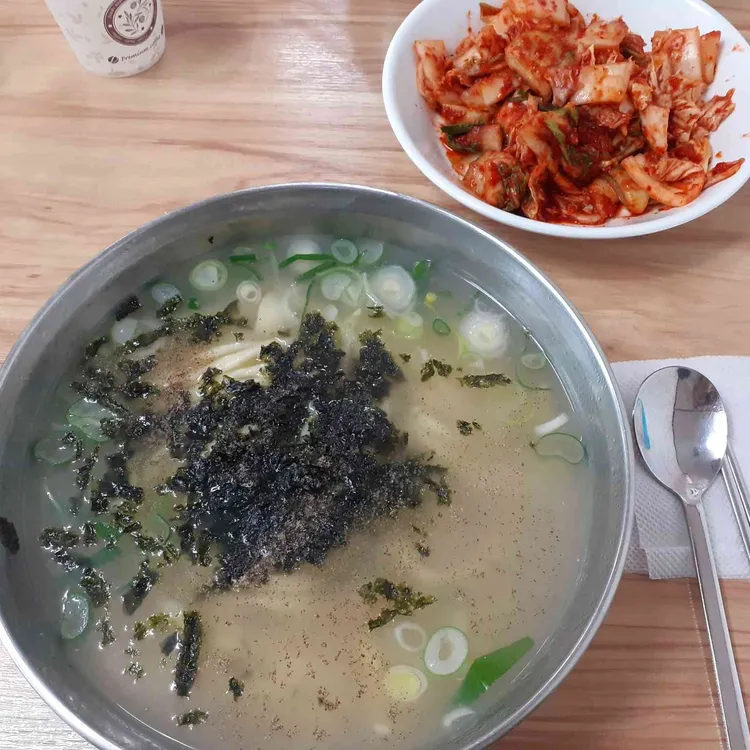 일품칼국수 대표 사진