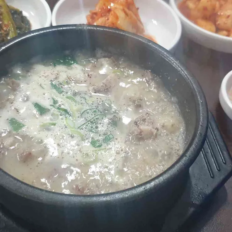 가재울 사골순대국 대표 사진