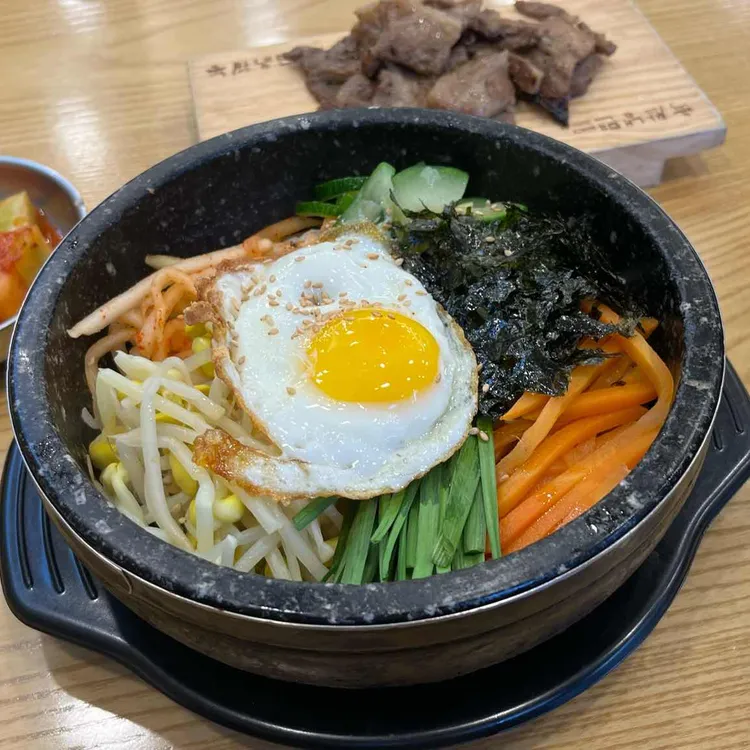 육쌈냉면  대표 사진