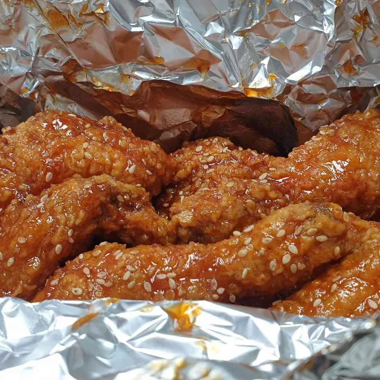 썬더치킨 대표 사진