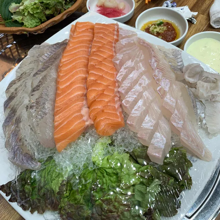 탐나종합어시장 영등포시장역점 - 영등포시장역 횟집, 소라무침 맛집 | 다이닝코드, 빅데이터 맛집검색