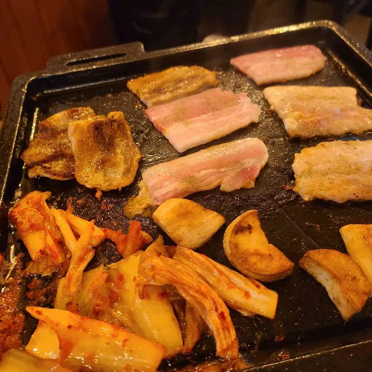 아는삼겹살 대표 사진