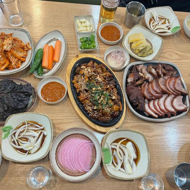 소문난 한양왕족발 대표 사진