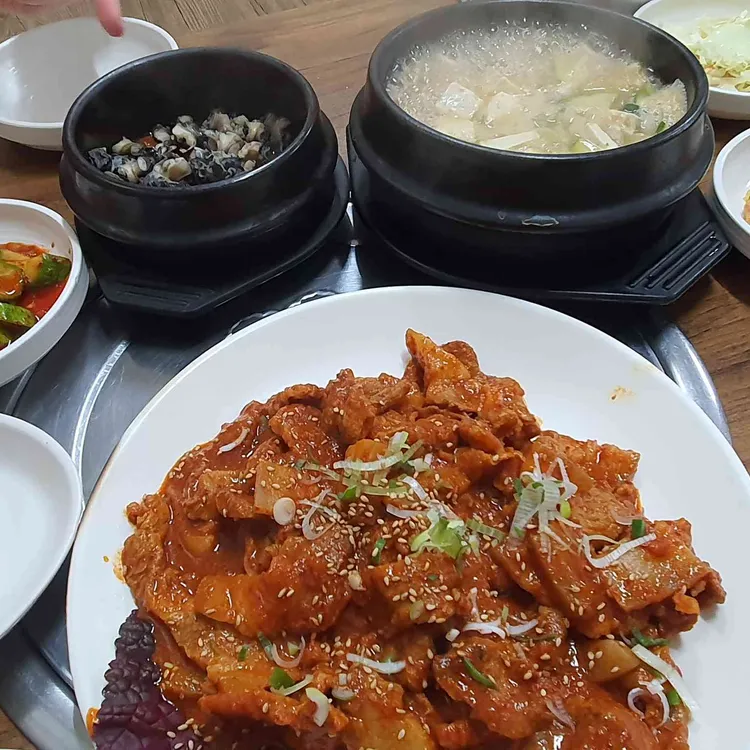 한지붕식당 대표 사진
