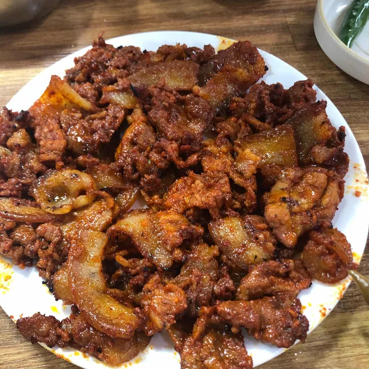배신식당, 석쇠불고기의 원조 맛집 - AI 딩코의 맛집 공략