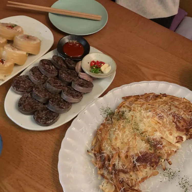 윤주당 대표 사진
