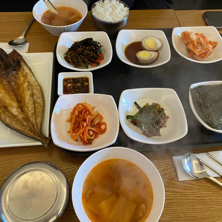 이모네 백반 대표 사진