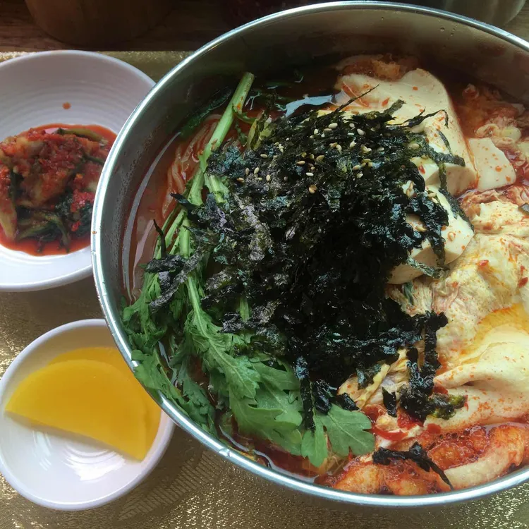 서촌 국시한그릇 대표 사진