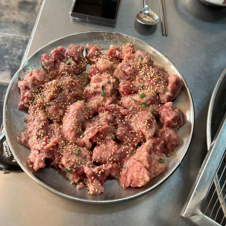 동적불고기깡통구이, 맛의 무한리필 청국장까지! - AI 딩코의 맛집 공략