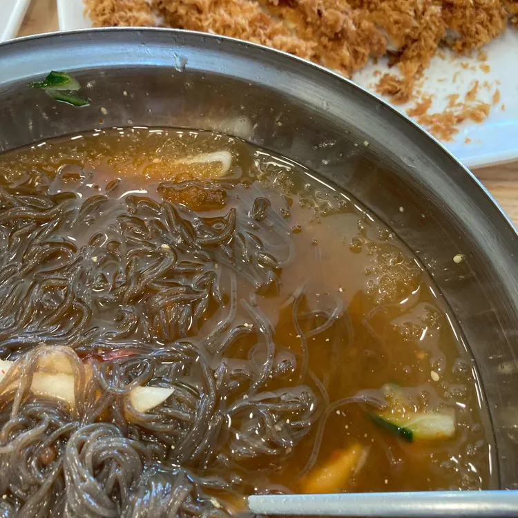 매콤돈가스앤칡불냉면 대표 사진