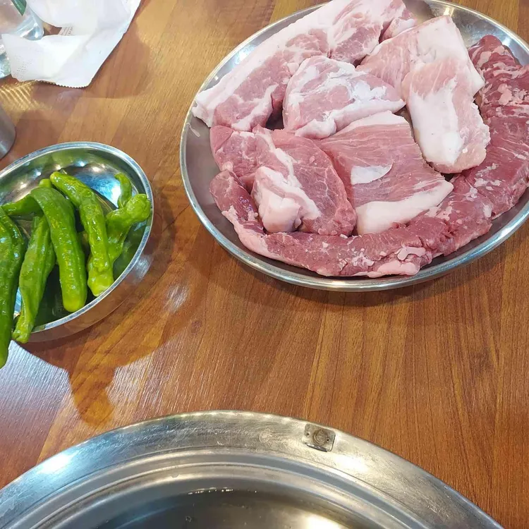 육탄 대표 사진