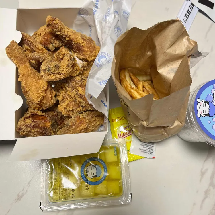 청년치킨 대표 사진