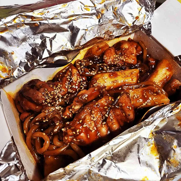 동근이숯불두마리치킨 대표 사진