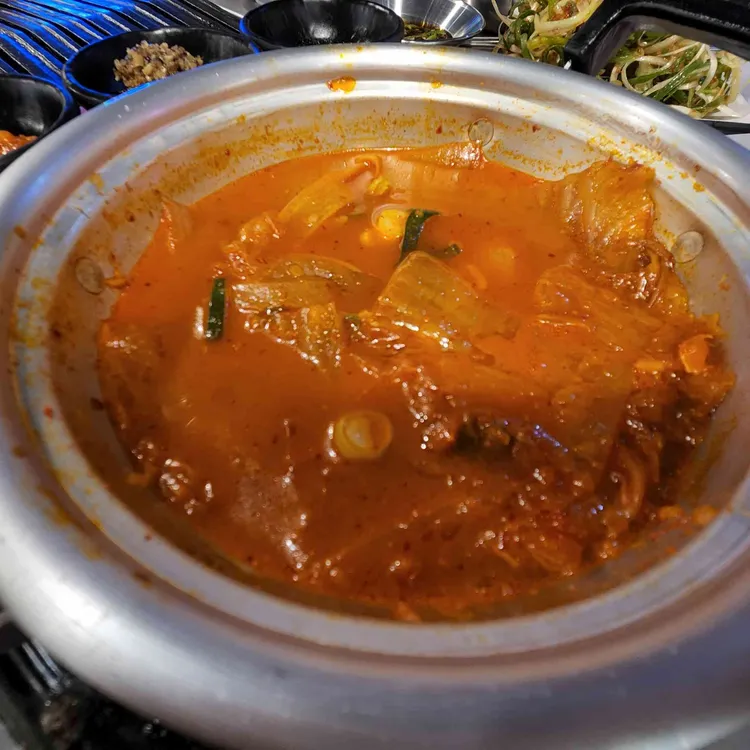 감탄돼지 대표 사진