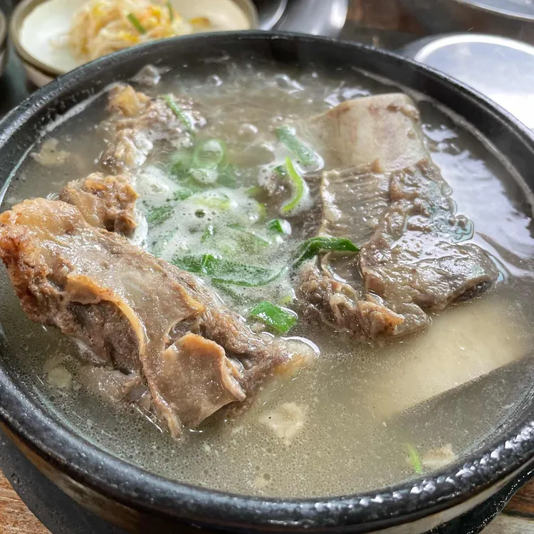 찬우물한우정육식당 대표 사진