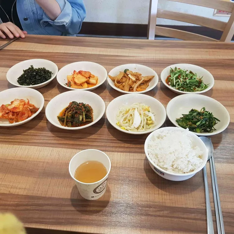 고향밥상 대표 사진