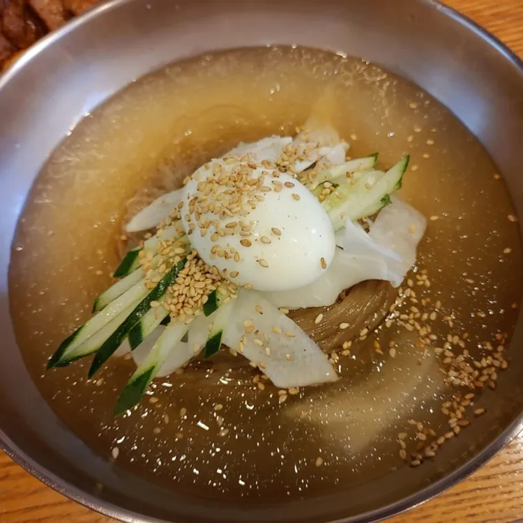 육쌈냉면 대표 사진