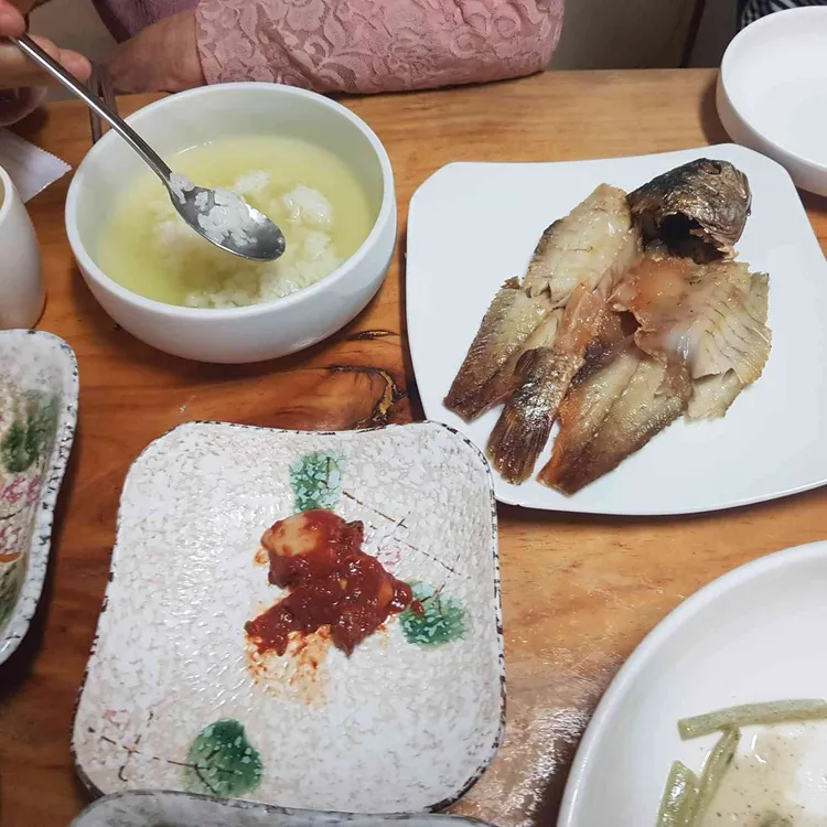 달빛 대표 사진