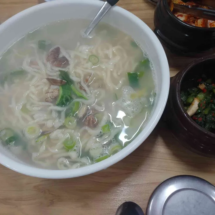 강고집 바지락 칼국수 대표 사진