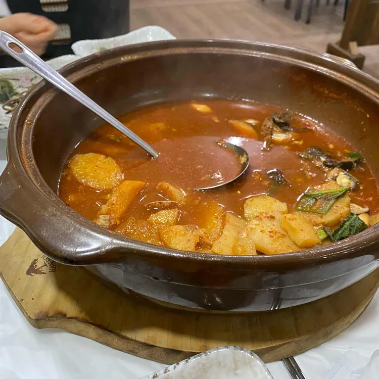 별빛 대표 사진