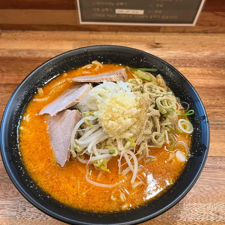 한창희 천하일면 대표 사진