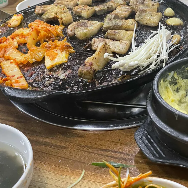 장터삼겹살 대표 사진
