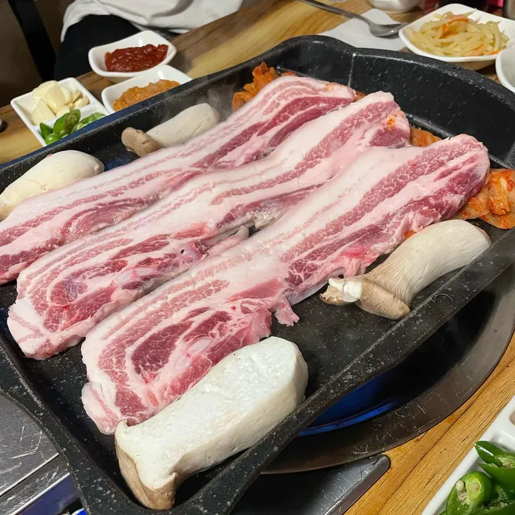 금강산 고기밥집 대표 사진