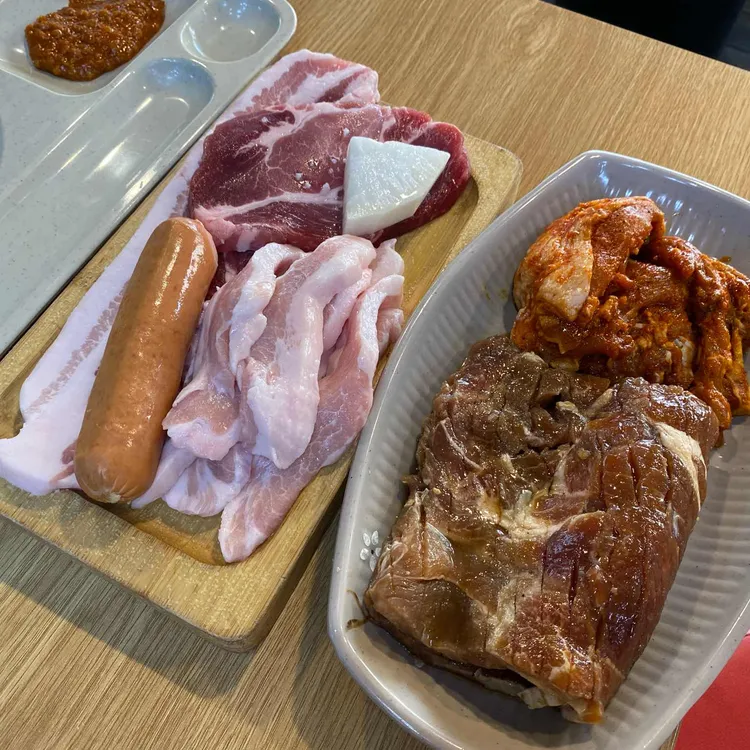 무한리필고기굼터 대표 사진